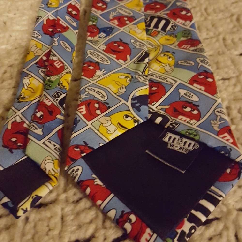 M&M tie. - Picture 3 of 4